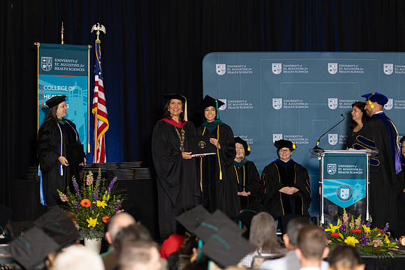 USA April 2023 Grad diploma-2190