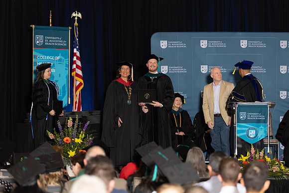 USA April 2023 Grad diploma-2182