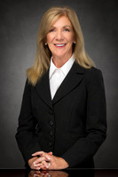 E. Chandler 2024 Headshot Full-1