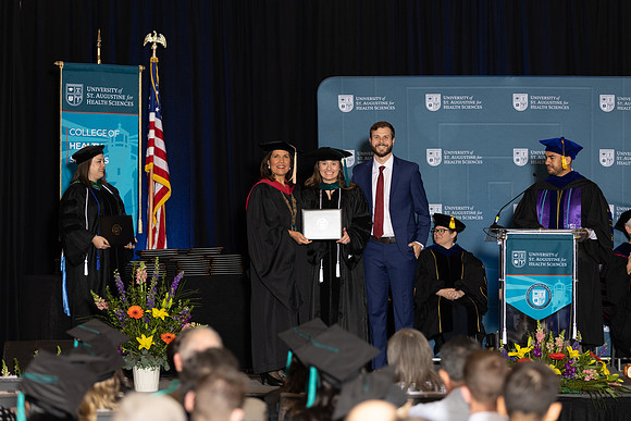 USA April 2023 Grad diploma-2248