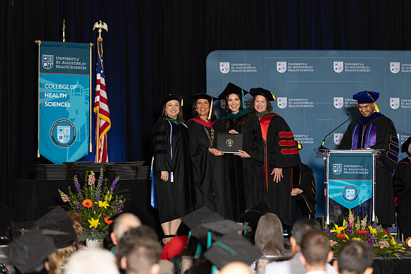 USA April 2023 Grad diploma-2216