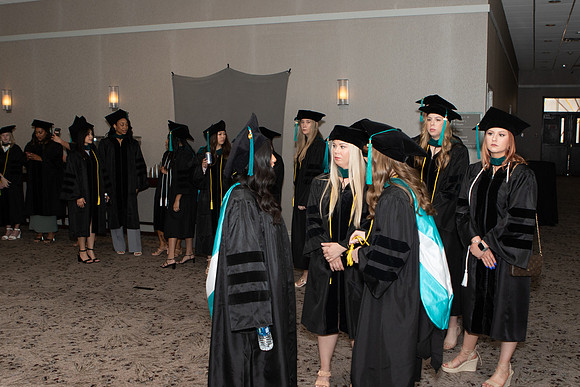 USA April 2023 Grad-2
