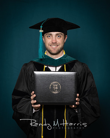 USA April 2023 Grad Portrait-1877