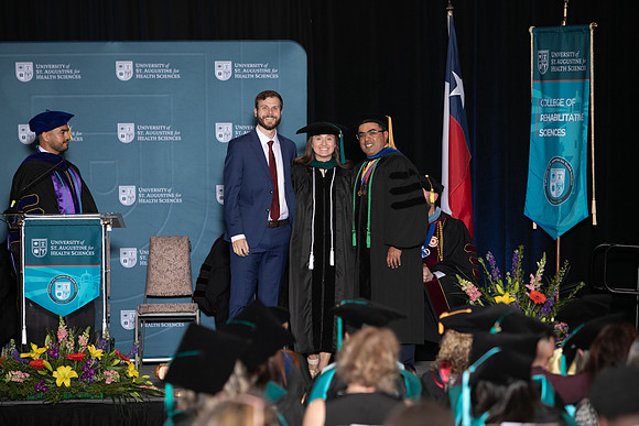 USA April 2023 Grad-316