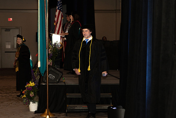 USA April 2023 Grad-115