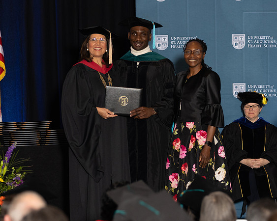 USA April 2023 Grad diploma-2178-2