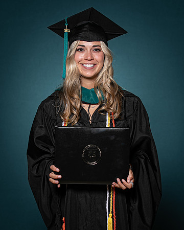 USA Aug 2023 Grad Portrait-0009