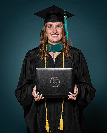 USA Aug 2023 Grad Portrait-0016