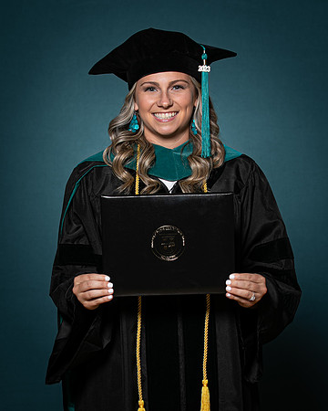 USA Aug 2023 Grad Portrait-0024