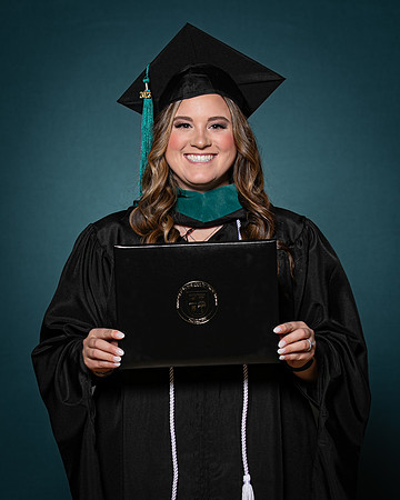USA Aug 2023 Grad Portrait-0069