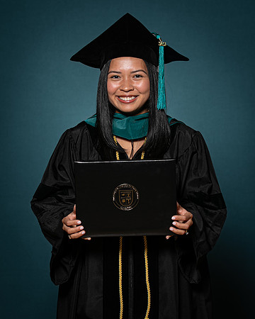 USA Aug 2023 Grad Portrait-0075