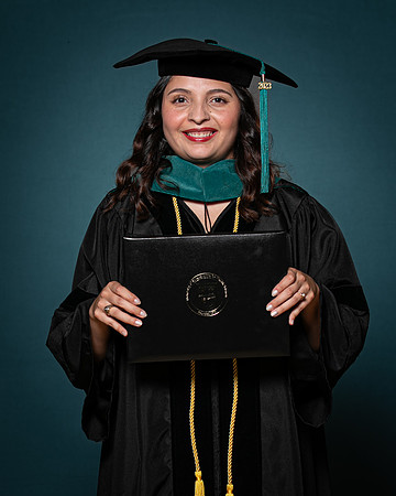 USA Aug 2023 Grad Portrait-0078
