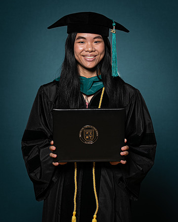 USA Aug 2023 Grad Portrait-0111