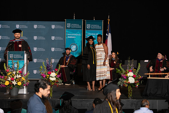 USA Aug. 2023 Grad-0192