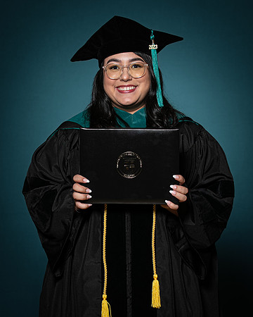 USA Aug 2023 Grad Portrait-