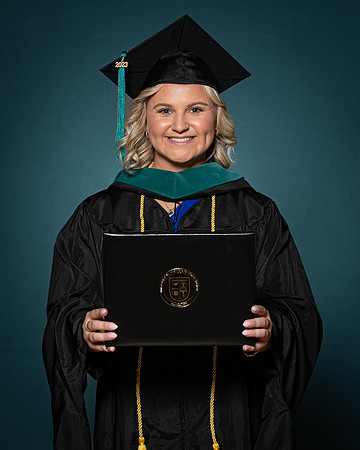 USA Aug 2023 Grad Portrait-0067