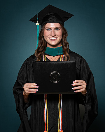 USA Aug 2023 Grad Portrait-0070