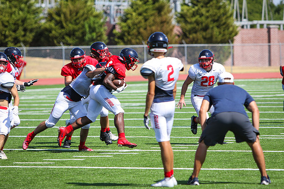 Cen-Ten Red White Game-8727