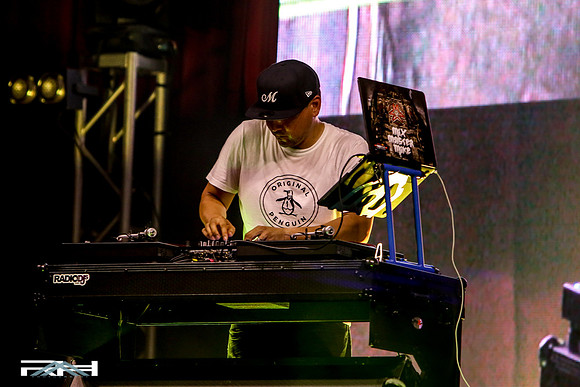 Lava Cantina Radio DJ Final (83 of 132)