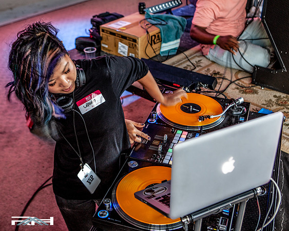 Lava Cantina Radio DJ Final (94 of 132)