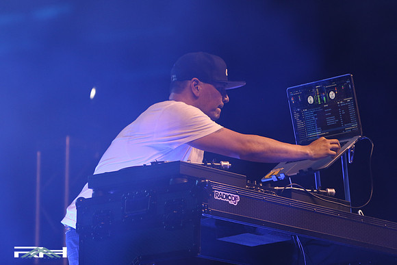 Lava Cantina Radio DJ Final (97 of 132)