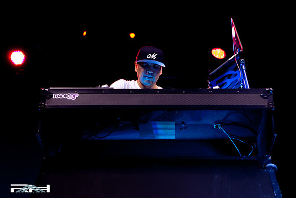 Lava Cantina Radio DJ Final (116 of 132)