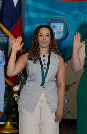 USA Pinning -8677