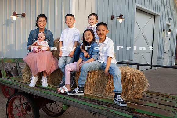 Shin Family- Extended Print--30
