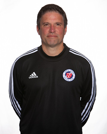 Coach (3 of 6)