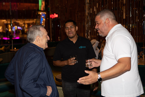 DEG Night 1-2467