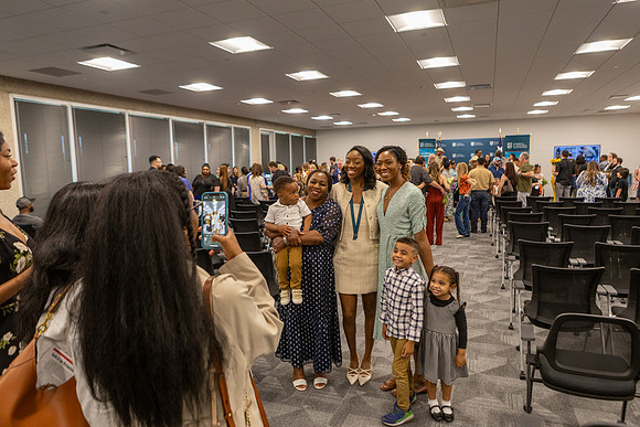 USA Pinning -8736