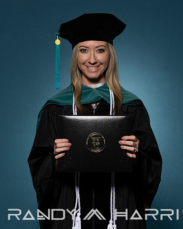 USA Grad April 2024 Portraits-9184