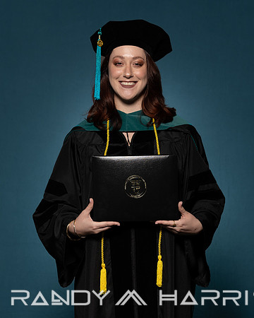 USA Grad April 2024 Portraits-9201