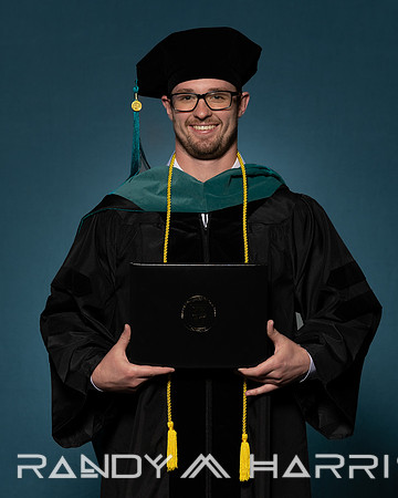 USA Grad April 2024 Portraits-9205