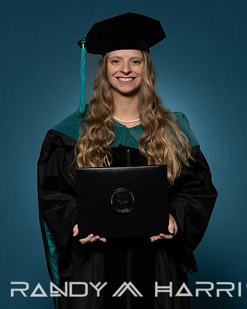 USA Grad April 2024 Portraits-9209