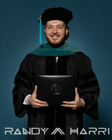 USA Grad April 2024 Portraits-9212