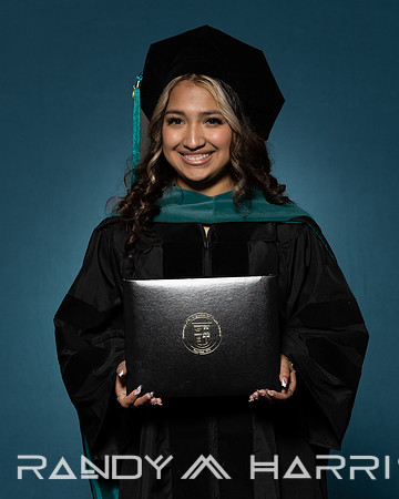 USA Grad April 2024 Portraits-9215