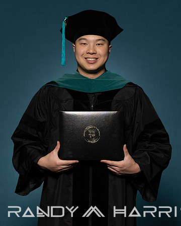 USA Grad April 2024 Portraits-9238