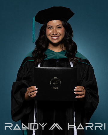 USA Grad April 2024 Portraits-9250