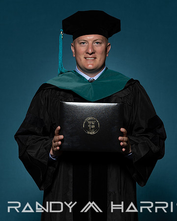 USA Grad April 2024 Portraits-9264