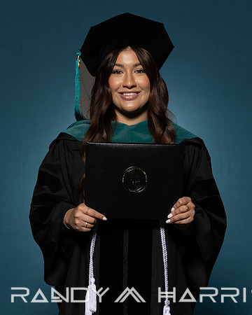 USA Grad April 2024 Portraits-9288