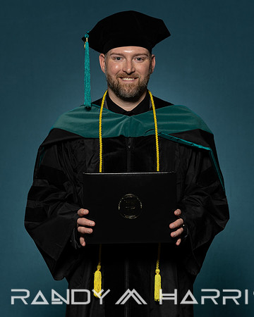 USA Grad April 2024 Portraits-9296