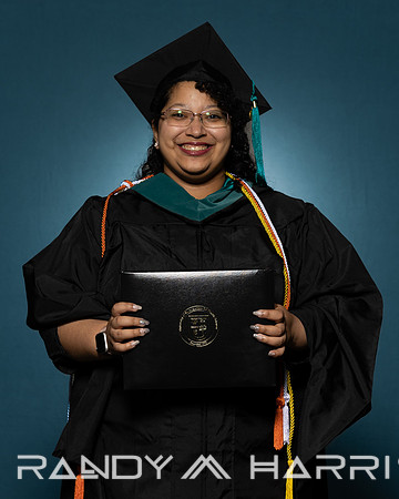 USA Grad April 2024 Portraits-9313