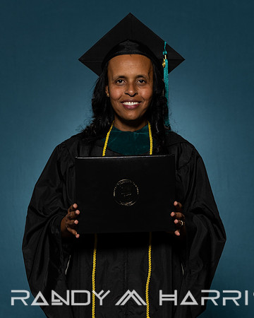 USA Grad April 2024 Portraits-9317