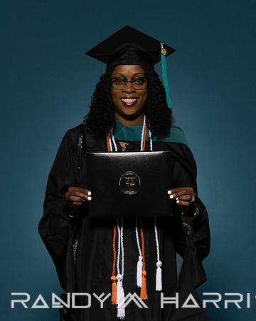 USA Grad April 2024 Portraits-9322