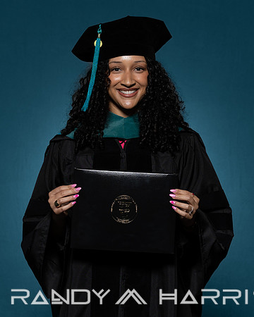 USA Grad April 2024 Portraits-9328