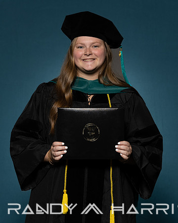 USA Grad April 2024 Portraits-9337