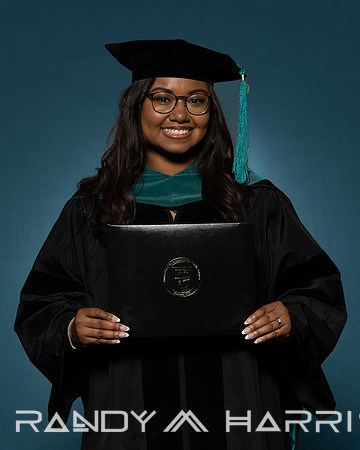 USA Grad April 2024 Portraits-9343
