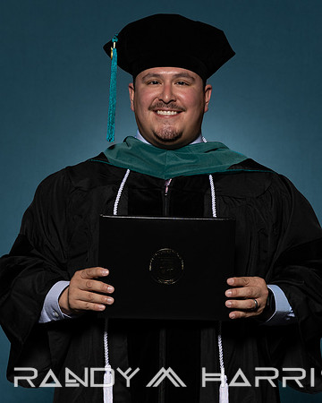 USA Grad April 2024 Portraits-9354
