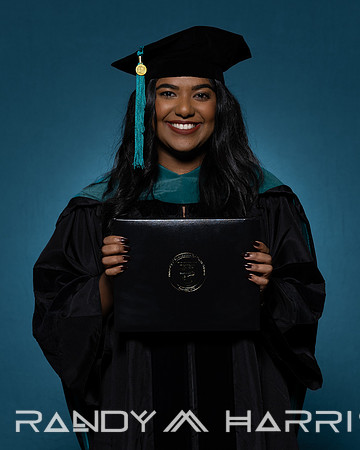 USA Grad April 2024 Portraits-9374